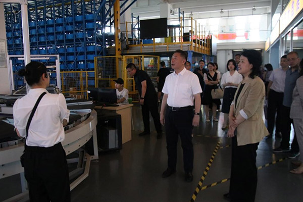 121fa016cf55464ab094e5a499cdbf86.jpg 162216878c.jpg