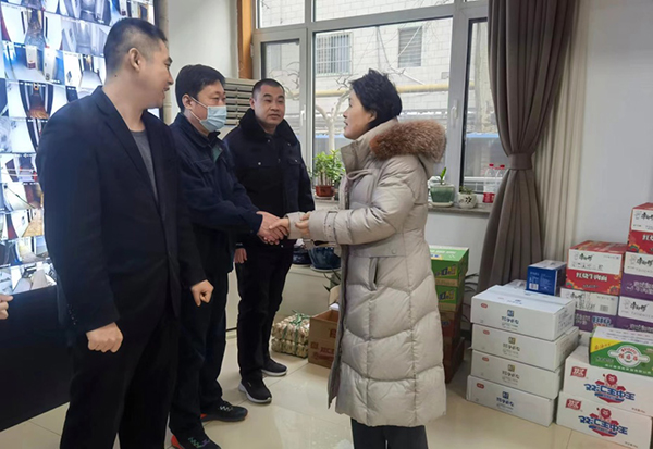 f523b246f8f64fea9d2b4d12b9d6c4a3.jpg 24711708304040ic.jpg