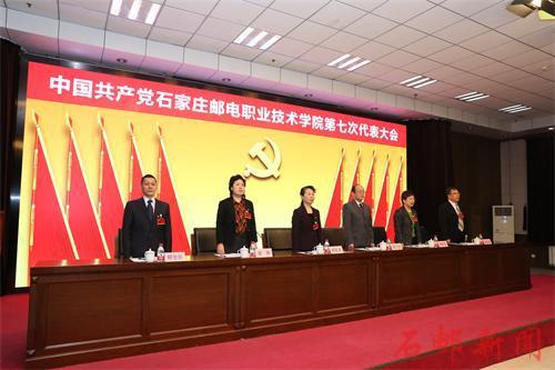 40e1c75ca5214935a9b0b22d73ce30e4.jpg D95I2162.JPG